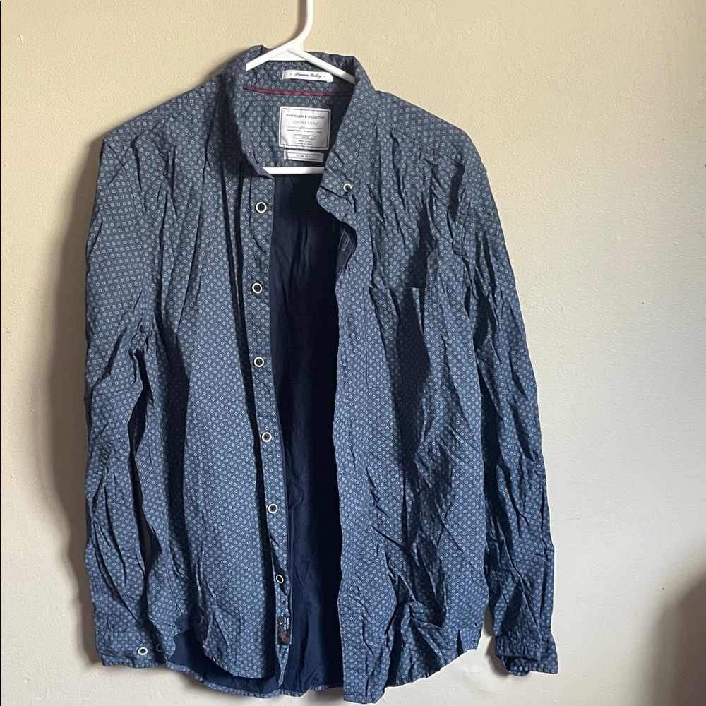 Blue Patterned Button-Up Shirt (Bin T)  5/$25​